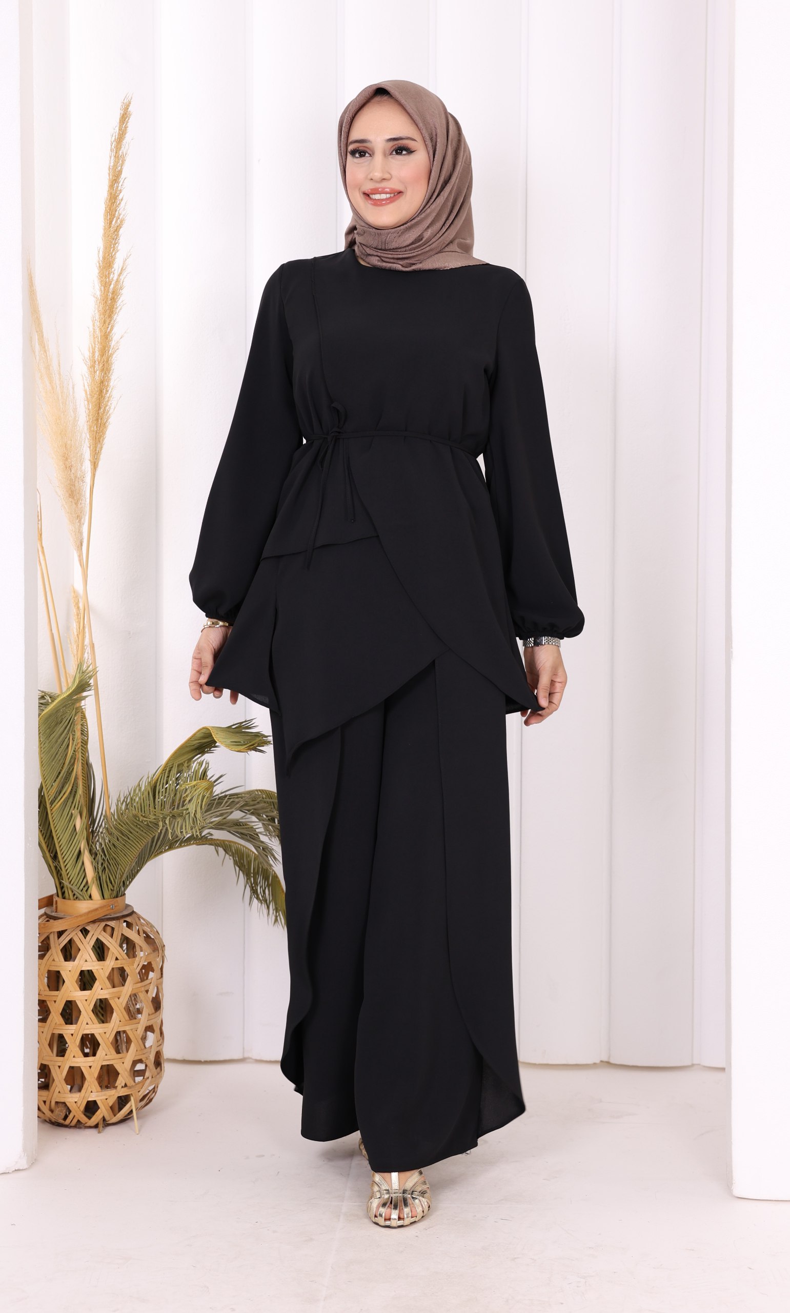 photo 5877472886006680581 w photo 5877472886006680581 w