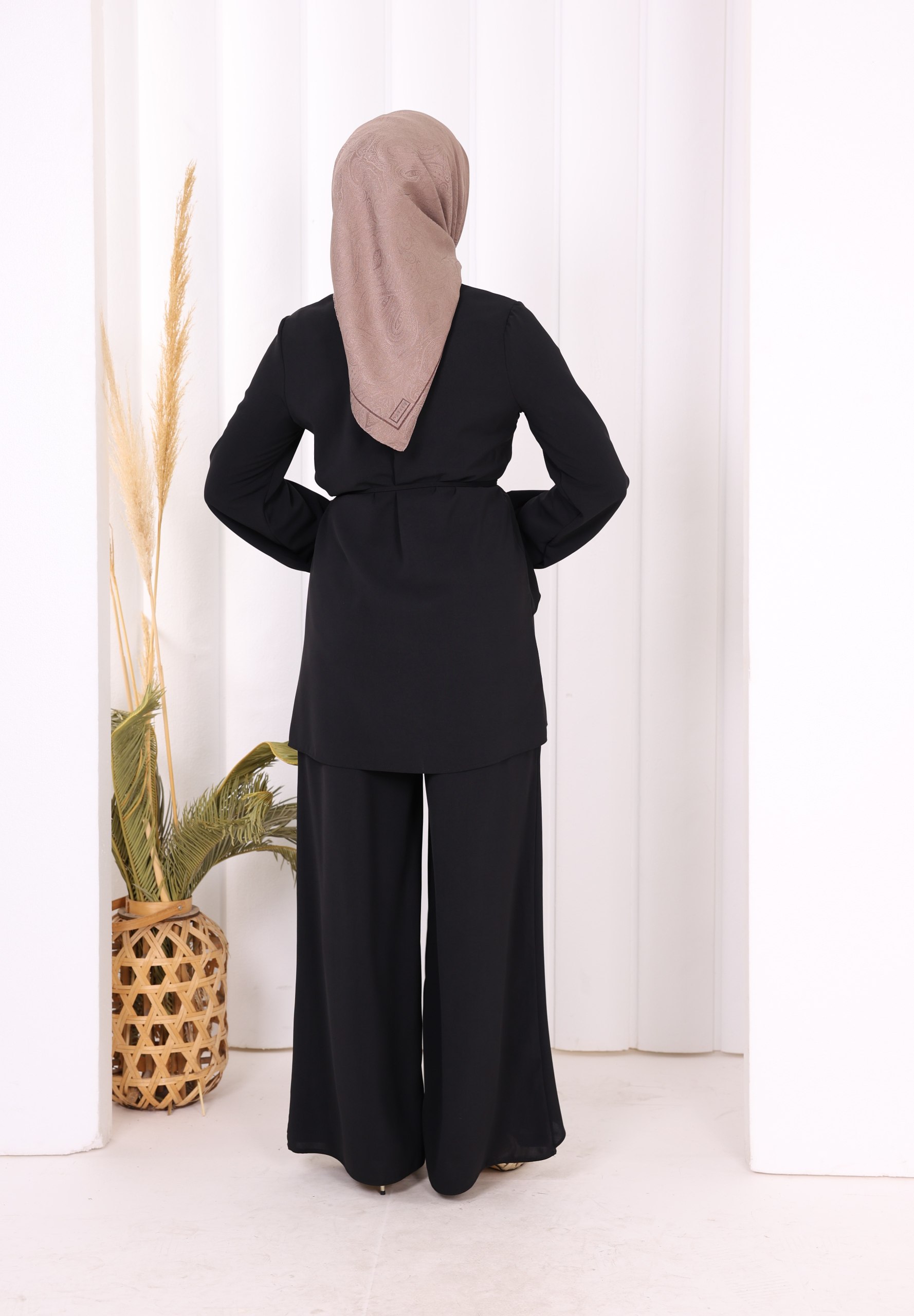 photo 5877472886006680583 w photo 5877472886006680583 w