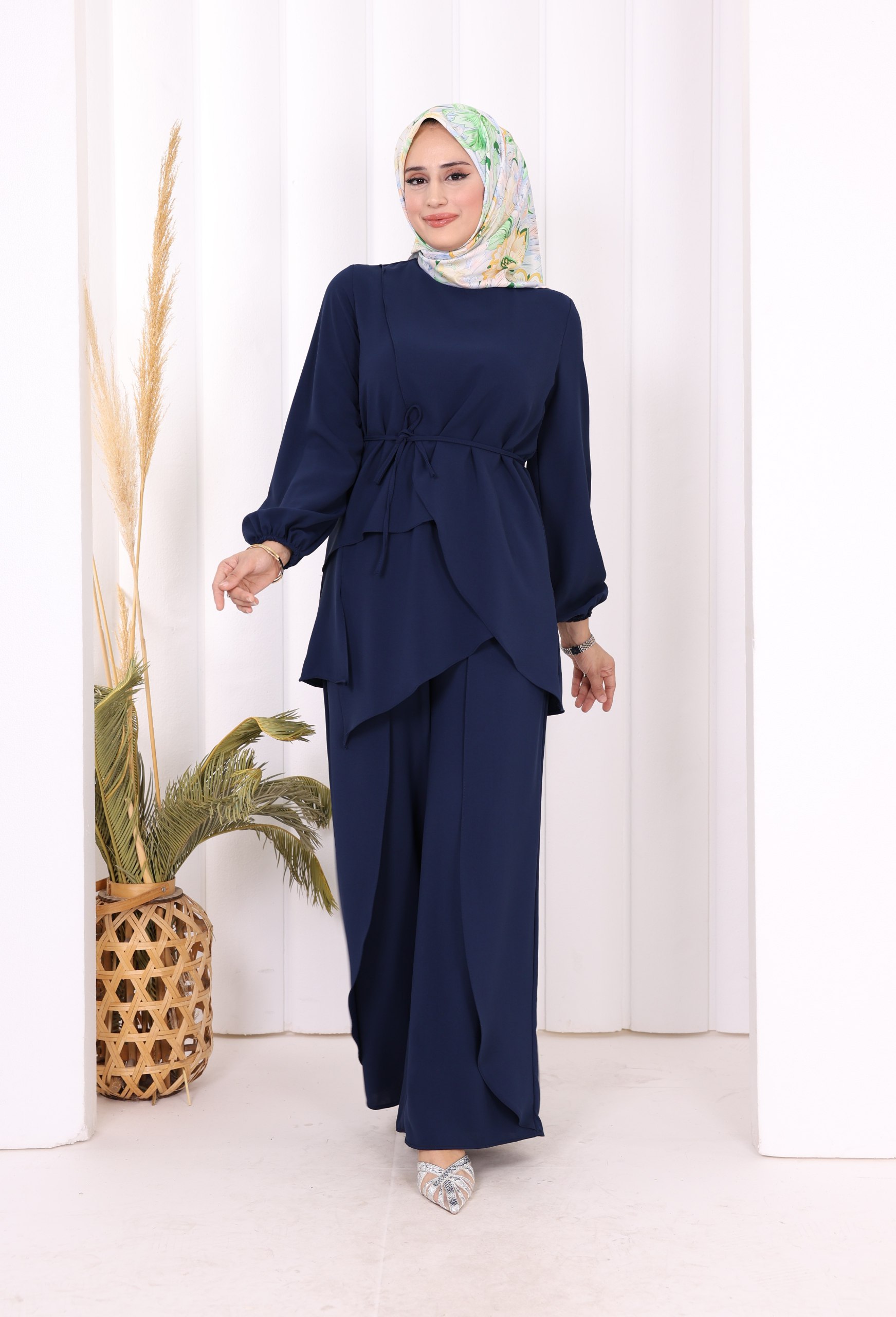 asymmetric cut tunic & trousers two piece set asymmetric cut tunic & trousers two piece set