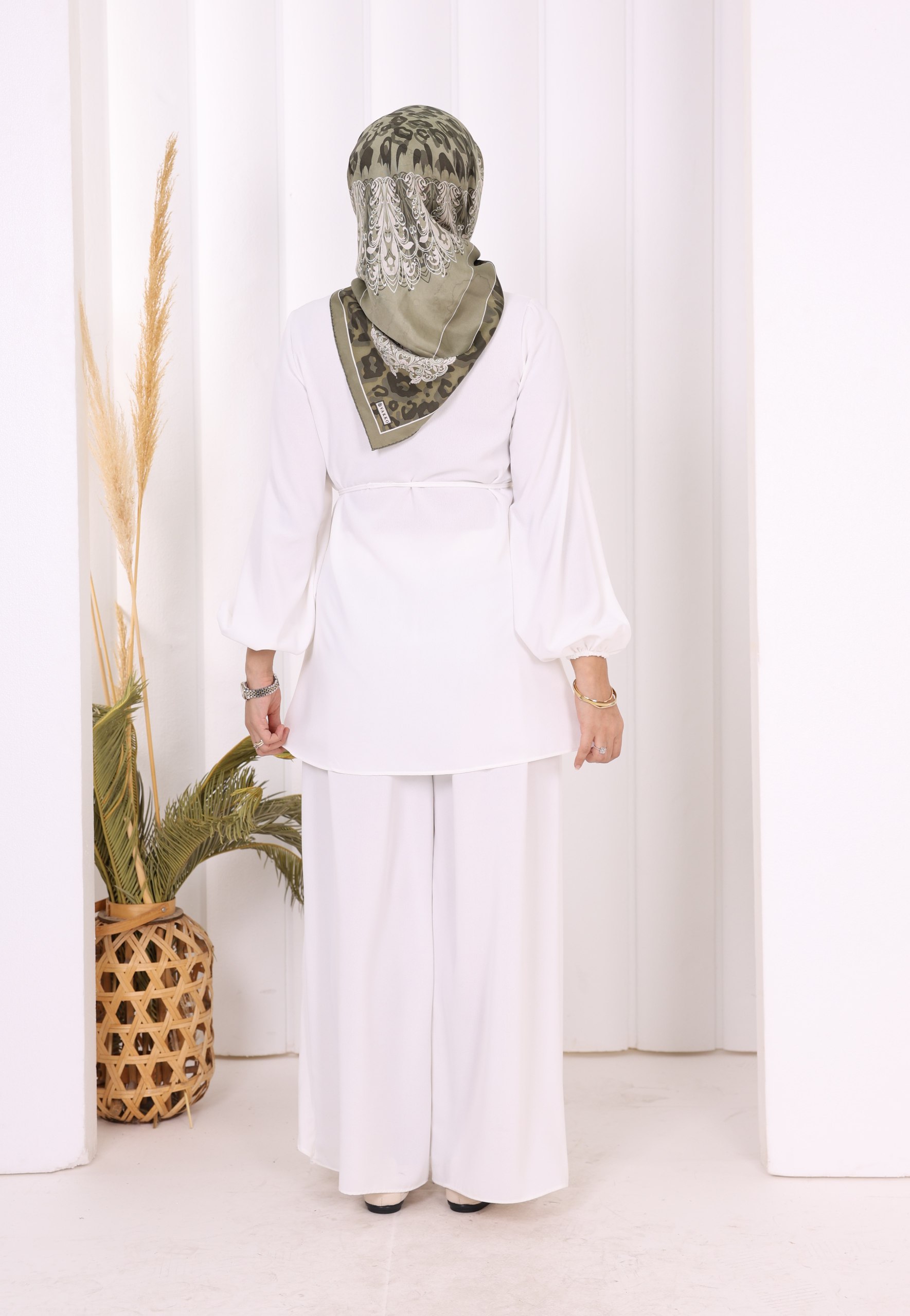 photo 5877472886006680599 w photo 5877472886006680599 w