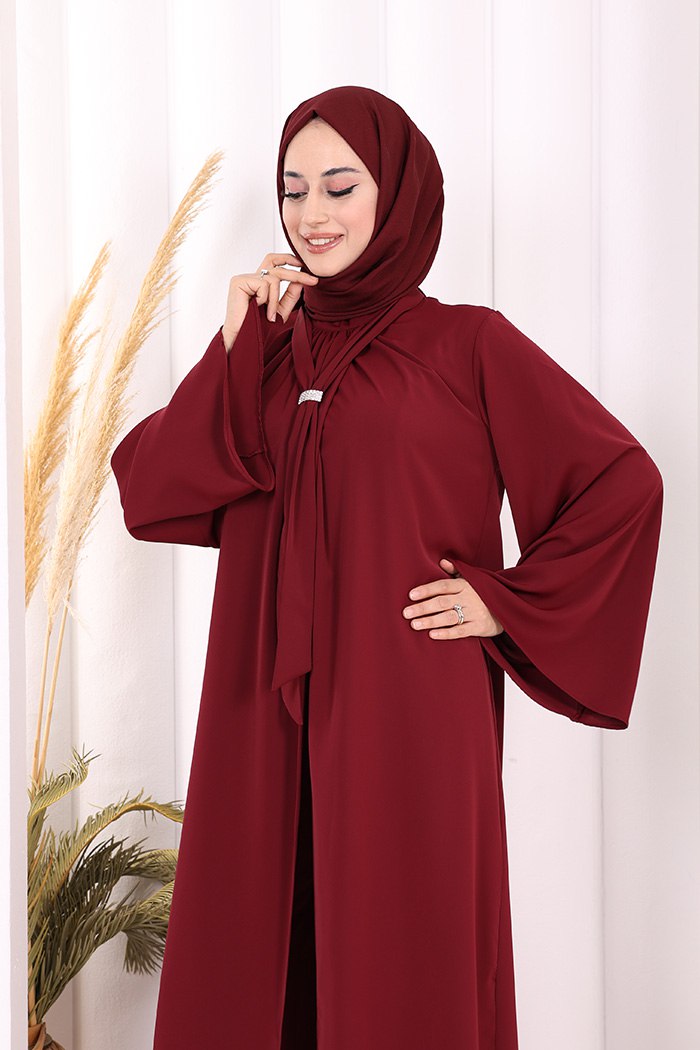 luxury brooch detail abaya & jumpsuit set