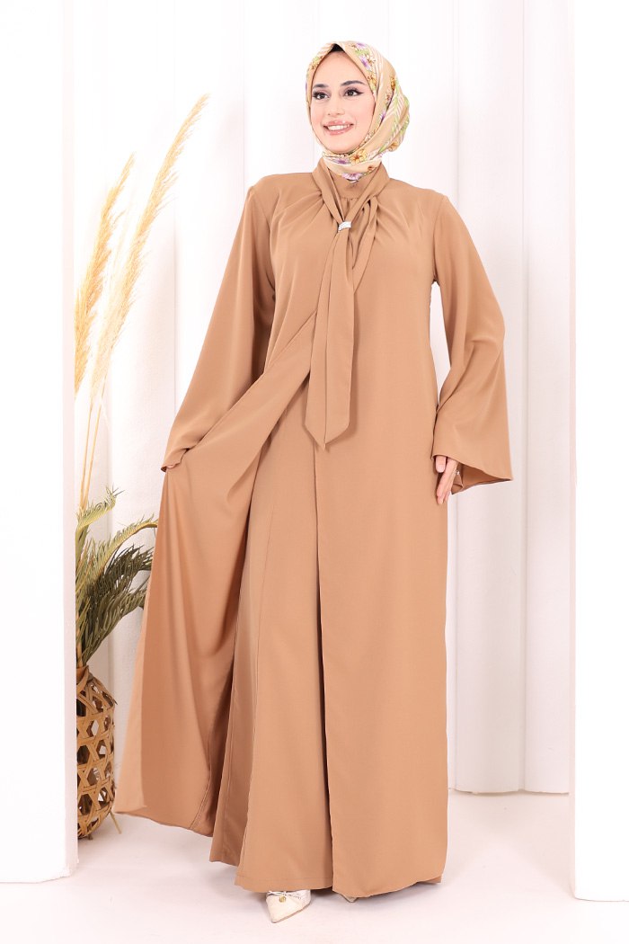 luxury brooch detail abaya & jumpsuit set
